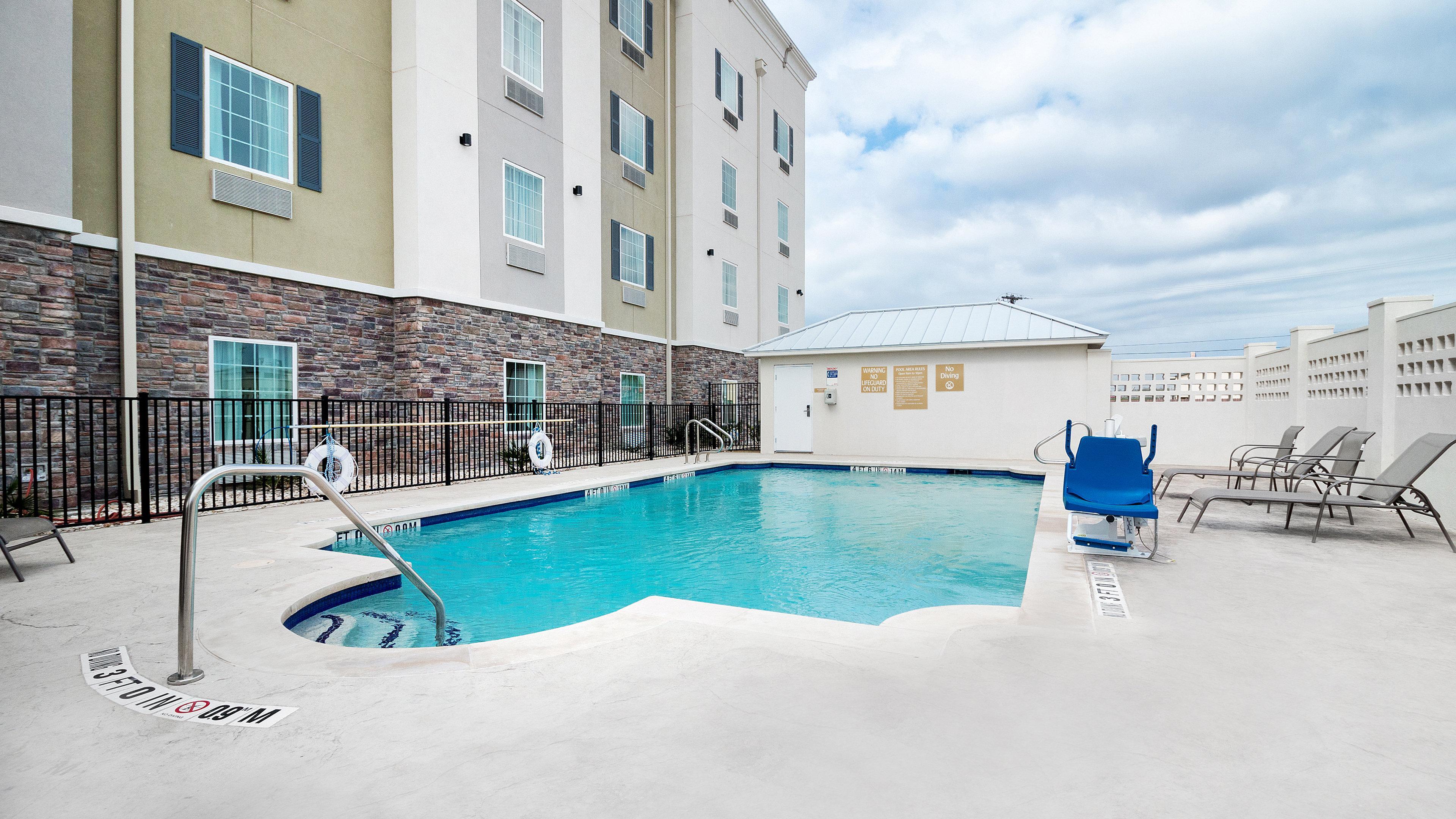Hotel Candlewood By Ihg 2*